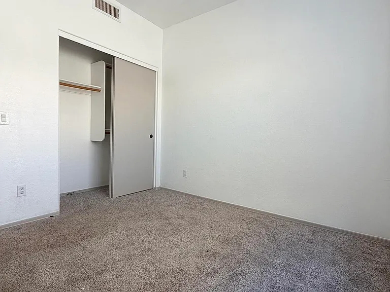 5215 W Tonopah Dr — Photo 20
