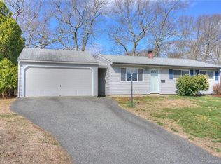 44 Nantucket Dr, Groton, CT 06355
