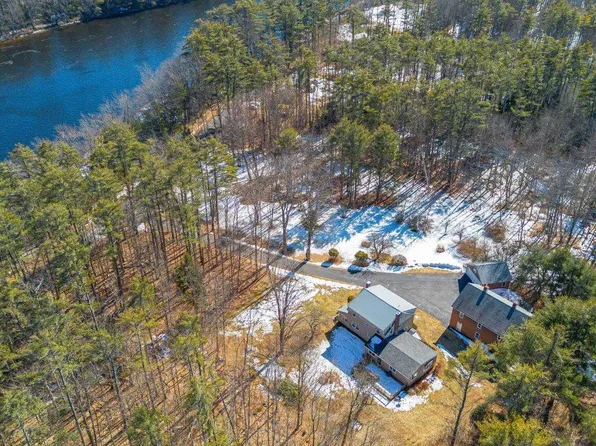 98 River Road, Limington, ME 04049