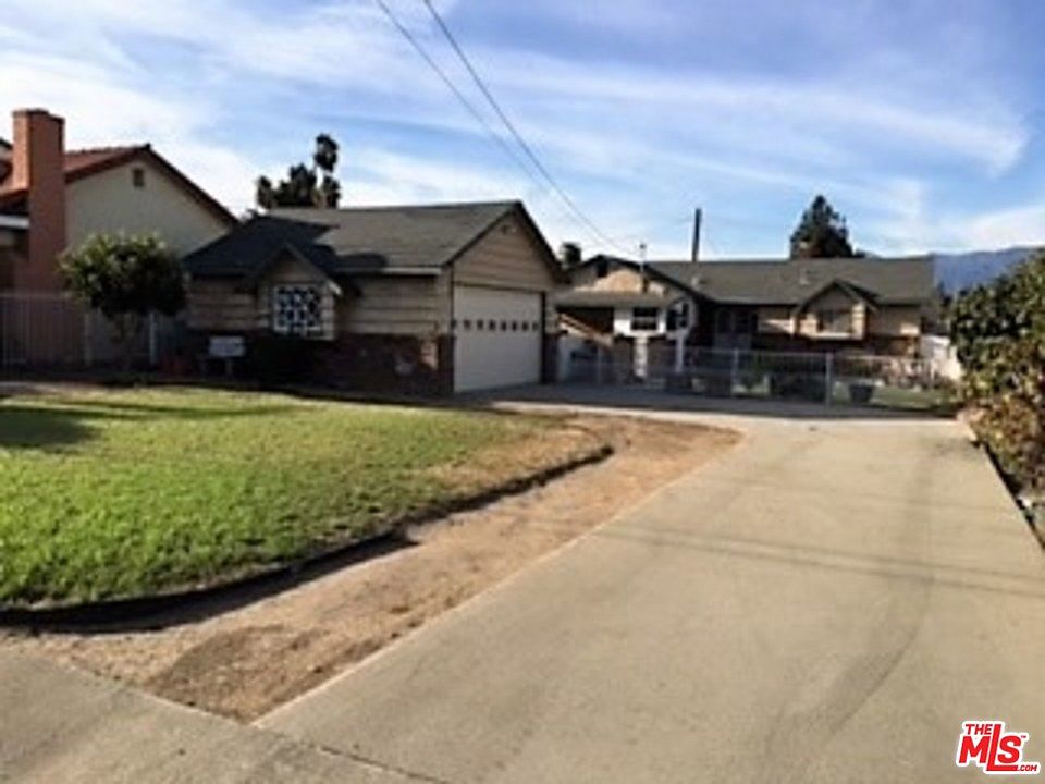 1st image of 8527 La Madrina Dr
