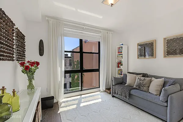 Sold by Corcoran | media 29