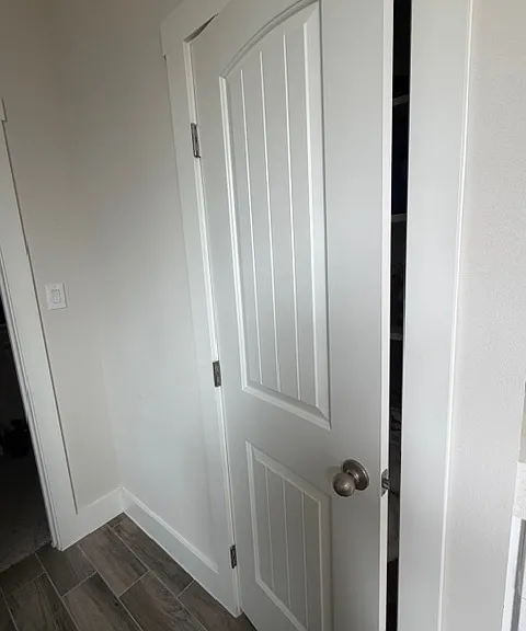 Walkin closet entry