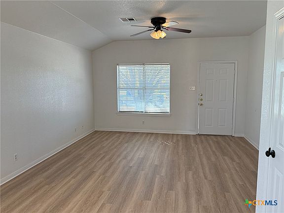 5th image of 4408 Acorn Creek Trl