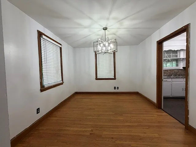 3 bed, 1400 sqft, $2,500 — Photo 3