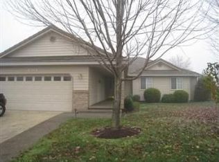 1061 Jackson Creek Dr, Central Point, OR