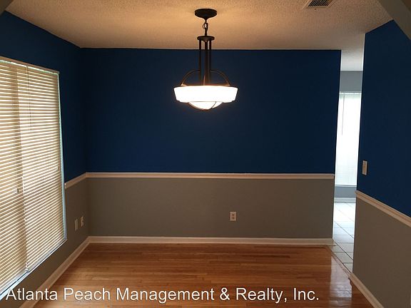 4th image of 613 Kilkenny Cir