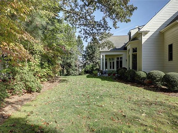 3rd image of 456 Langley Oaks Dr SE