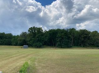 N A Beechwood Rd, Rose City, MI 48654