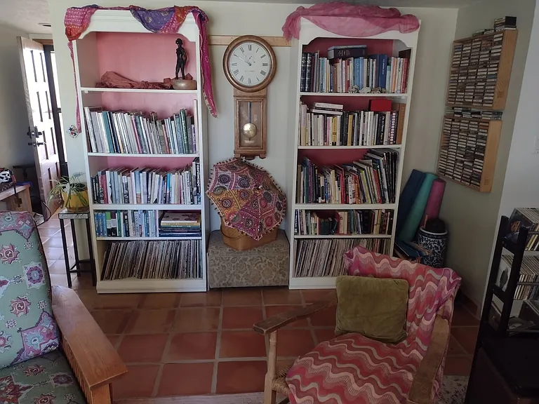 2307 Calle Brocha — Photo 2