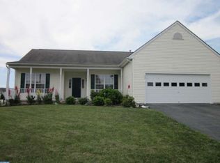 32 Stockton Ln, Dover, DE 19904