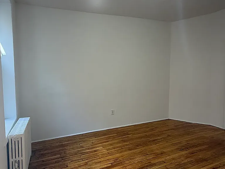 1109 1st Ave #5A — Photo 6