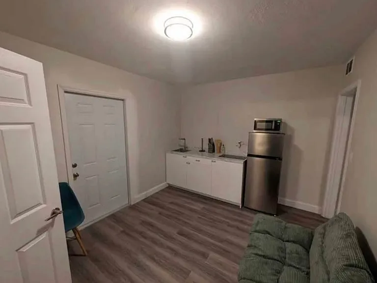 1531 Stevenson Dr #3 — Photo 3
