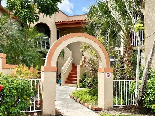 365 SW 86th Ave APT 203, Hollywood, FL 33025