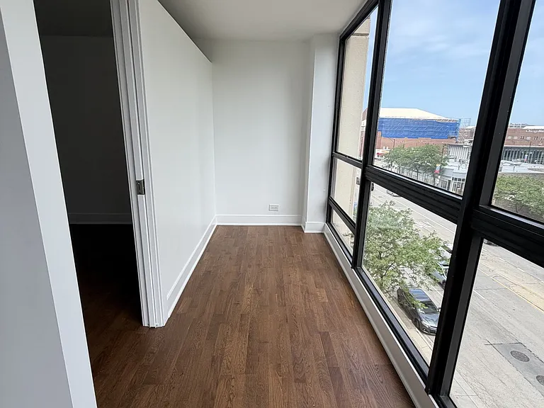 1540 N Lasalle St #403 — Photo 25