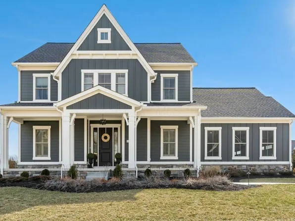 1881 Scenic Bluff Ct, Delaware, OH 43015