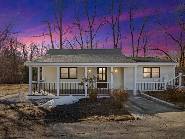 1 W Clifton St, Haverhill, MA 01832