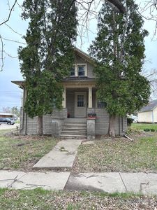 303 S Pleasant St, Princeton, IL, 61356