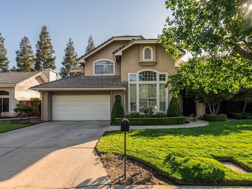 1st image of 1292 E Le Parc Dr