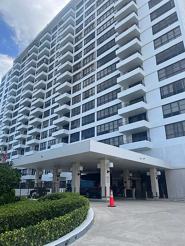 600 Three Islands Blvd Photo 1