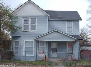 11 Memorial Park Dr, Thomasville, NC 27360