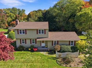 74 Havenhurst Rd, West Springfield, MA 01089