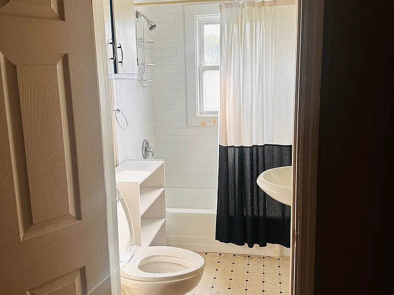 1100 Claiborne St #2 — Photo 6