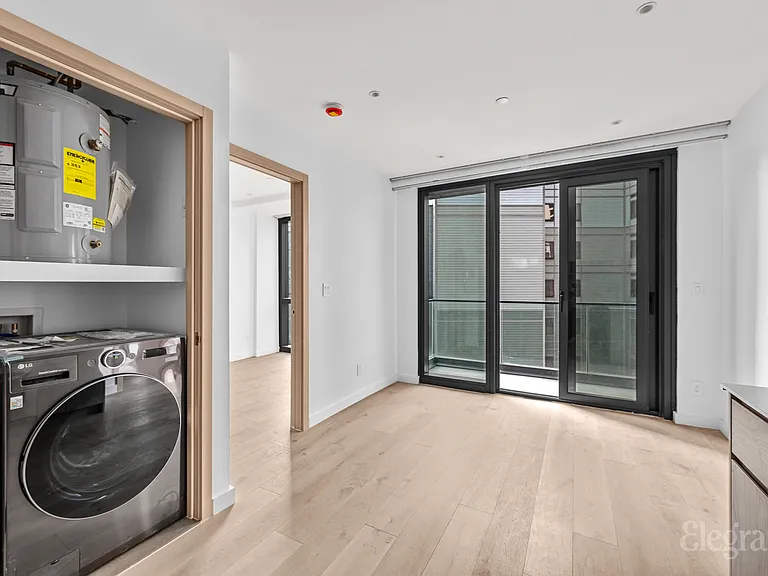 42-62 Hunter St #6C — Photo 11