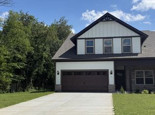 1420 Suzanne Dr, Murfreesboro, TN 37128