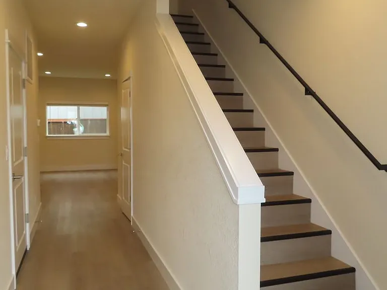 2587 Justine Ln — Photo 3