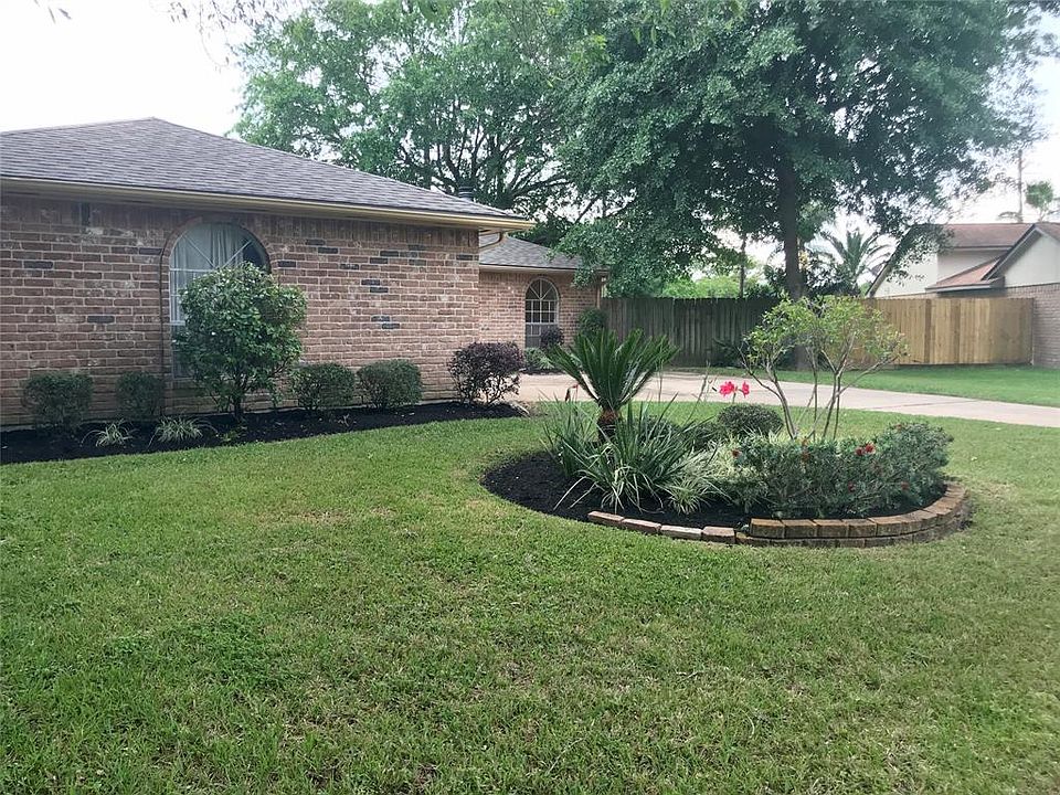 1st image of 14247 Barrone Dr
