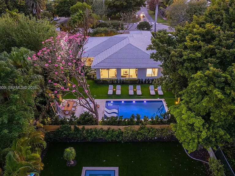 6145 La Gorce Dr — Photo 63