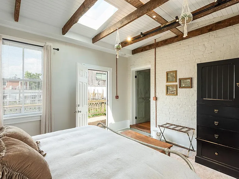 829 Belmont Ave #4 — Photo 7