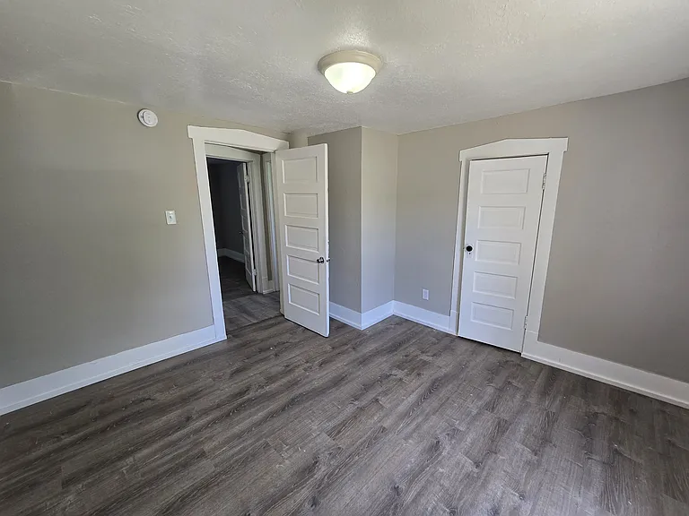 707 Webster St — Photo 23