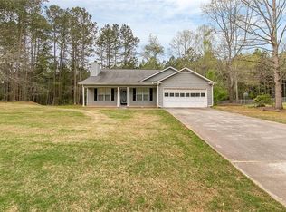 469 Cedar Trl, Winder, GA 30680