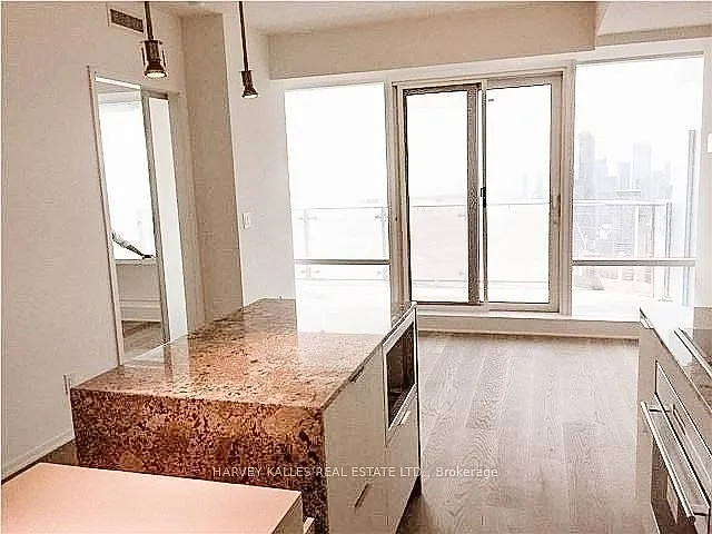 2 bed, $3,600 — Photo 3