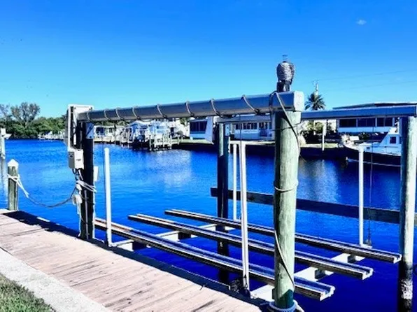 14669 Paul Revere Loop, North Fort Myers, FL 33917