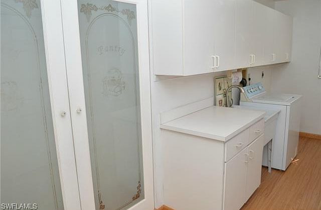 2nd image of 3668 Bailes St