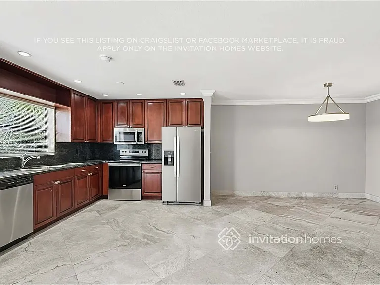 5818 Northpointe Ln — Photo 9