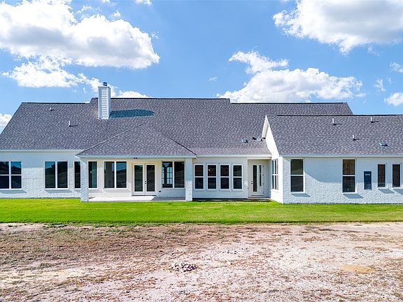 3rd image of 6440 McChesney Dr