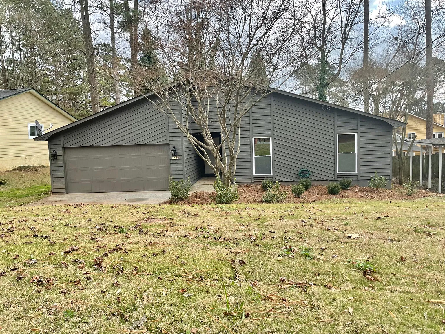3 bed, 1575 sqft, $2,400 — Photo 2