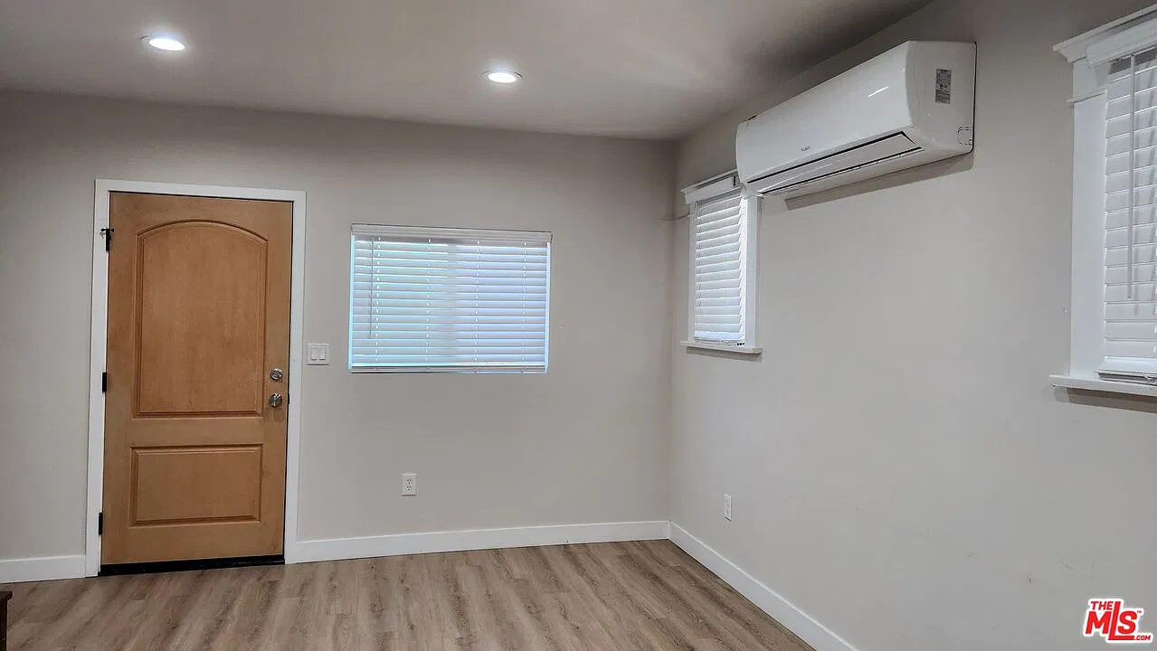 1 bed, 1.0 bath, 750 sqft, $2,100 — Photo 4