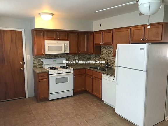 3rd image of 1405 W Sherwin Ave