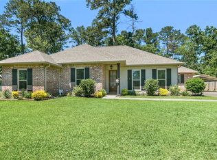 34 Hester St, Madisonville, LA 70447
