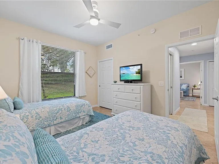 9844 Venezia Cir #711 — Photo 23