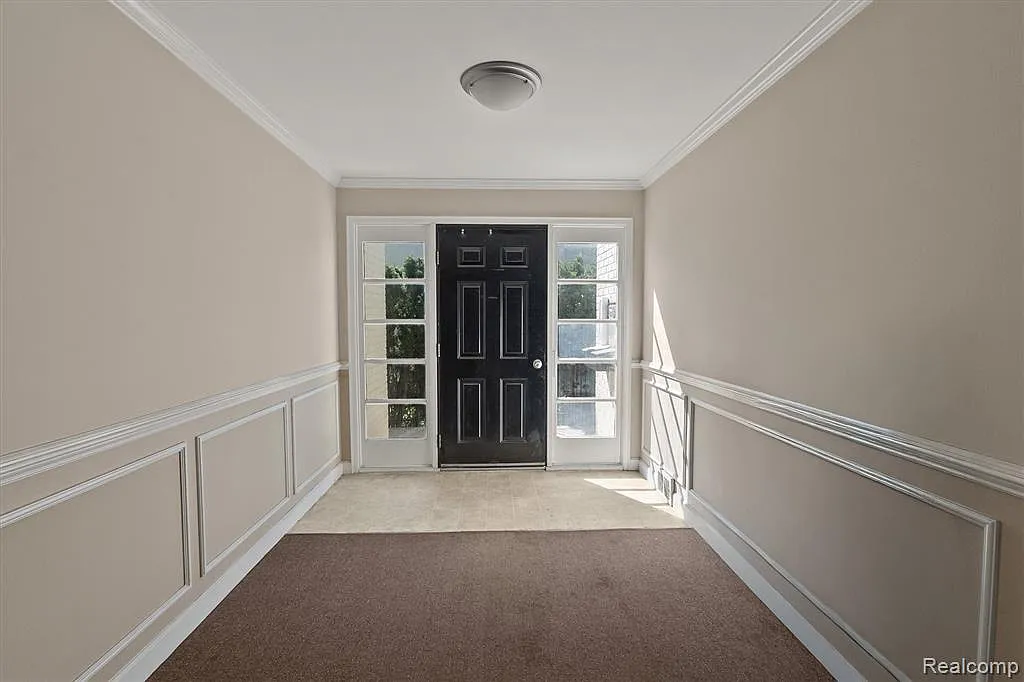 2 bed, 2.0 bath, 1012 sqft, $1,299 — Photo 2