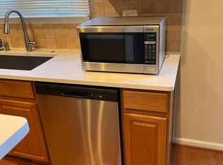 12035 Overbridge Ln, Fairfax, VA 22030
