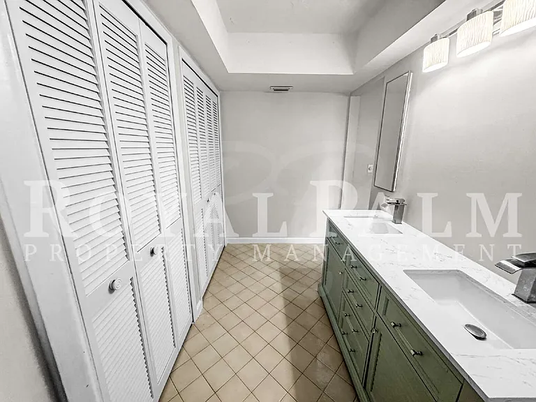 206 SE 46th Ter — Photo 31