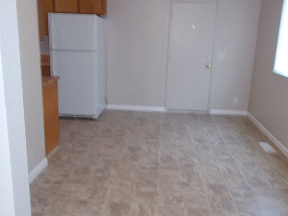3rd image of 120 Terminal St