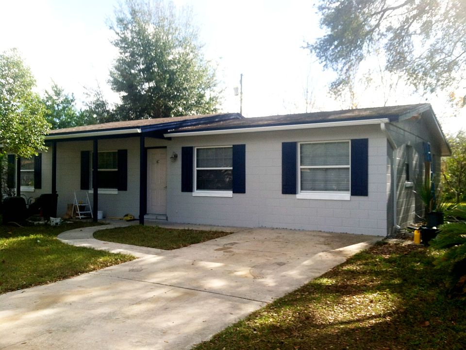 1st image of 515 Ivanhoe Way