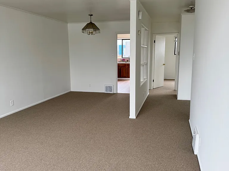 2819 Wawona St — Photo 1